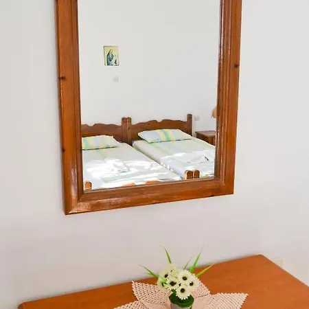 Akrogiali Apartment