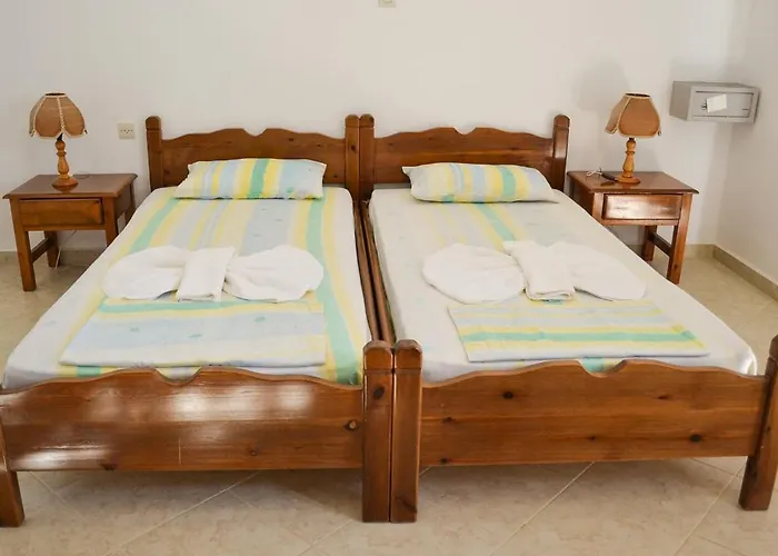 Akrogiali Lefkos (Karpathos)